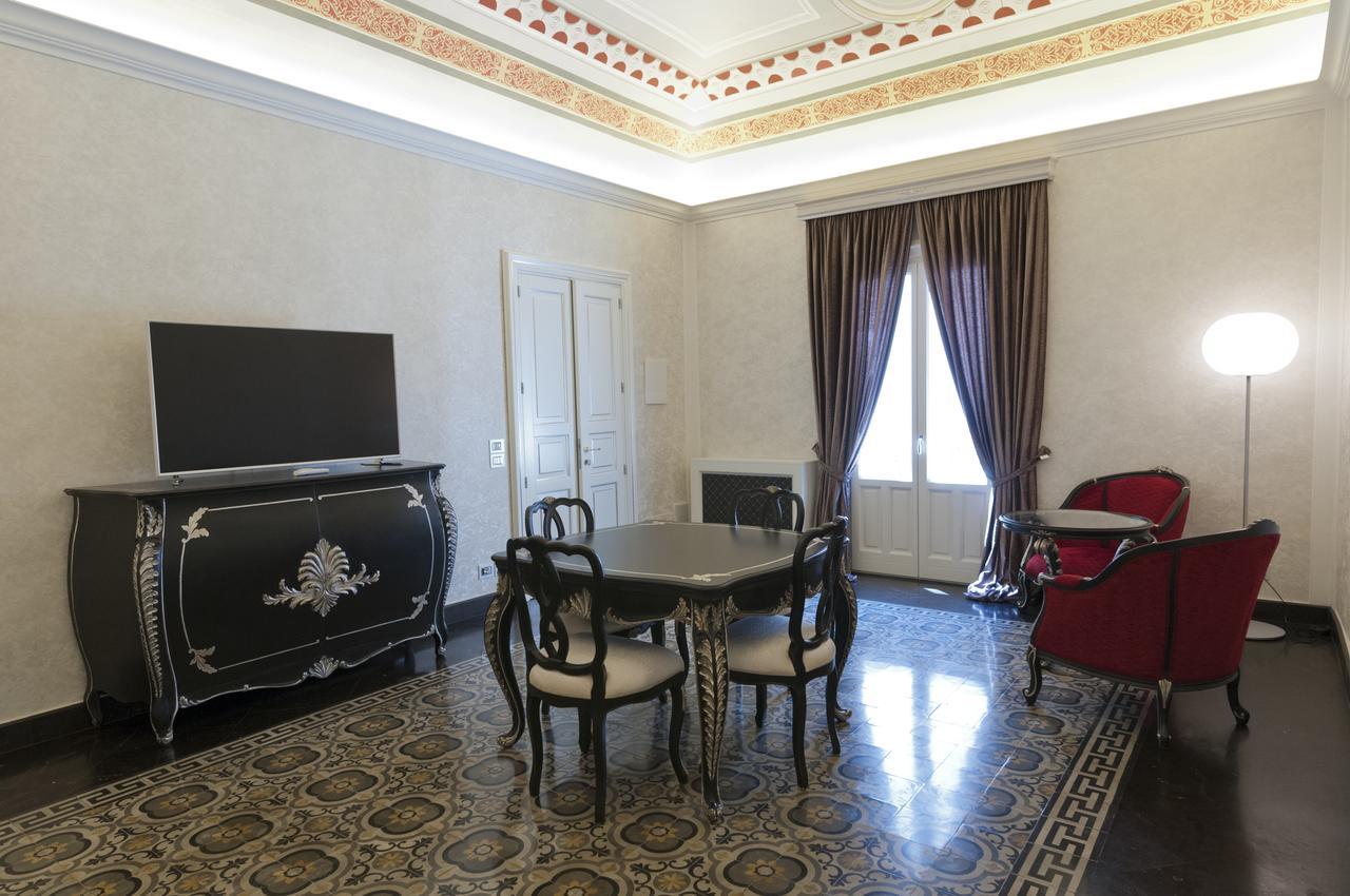 Palazzo Favacchio - Patane Hotel Шикли Екстериор снимка
