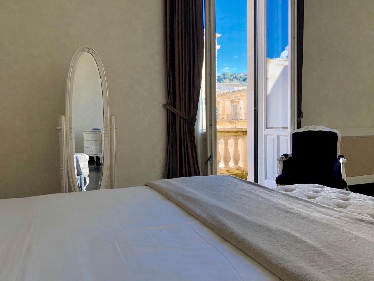 Palazzo Favacchio - Patane Hotel Шикли Екстериор снимка
